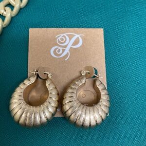 Plunder Gold Hoop Earrings